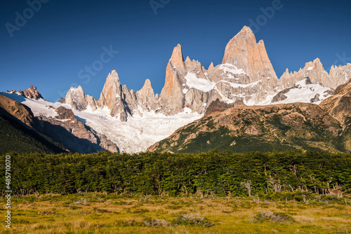 Mount Fitz Roy (aka Cerro Chalten), Los Glaciares National Park, El Chalten, Patagonia, Argentina, South America