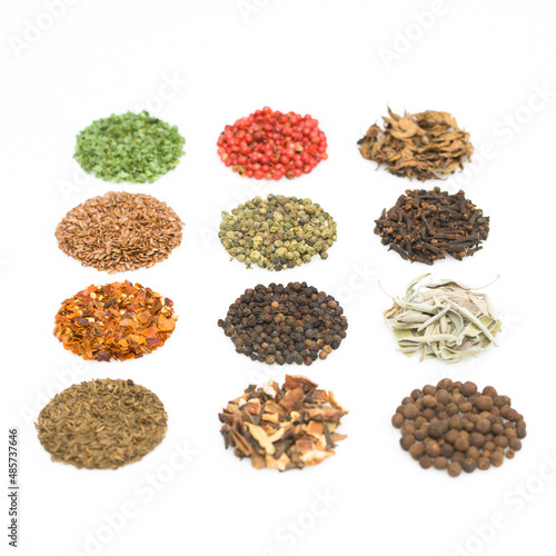 Fototapeta Naklejka Na Ścianę i Meble -  round spices