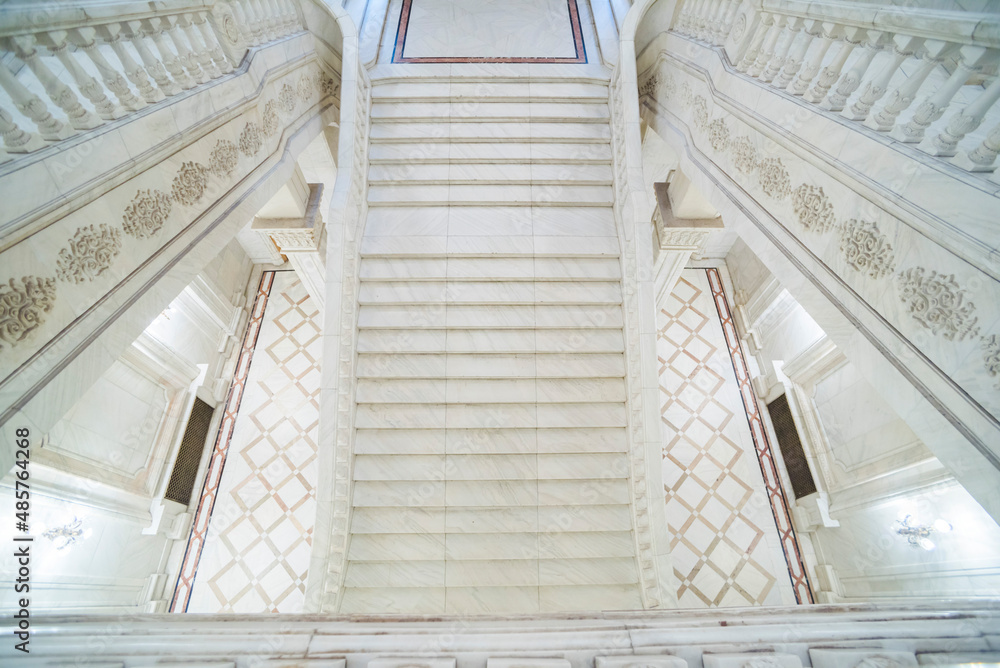 Obraz na płótnie Staircase on the interior of the Palace of the Parliament, Bucharest, Muntenia Region, Romania w salonie