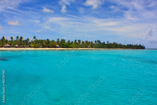 tropical paradise island © AdobeTim82