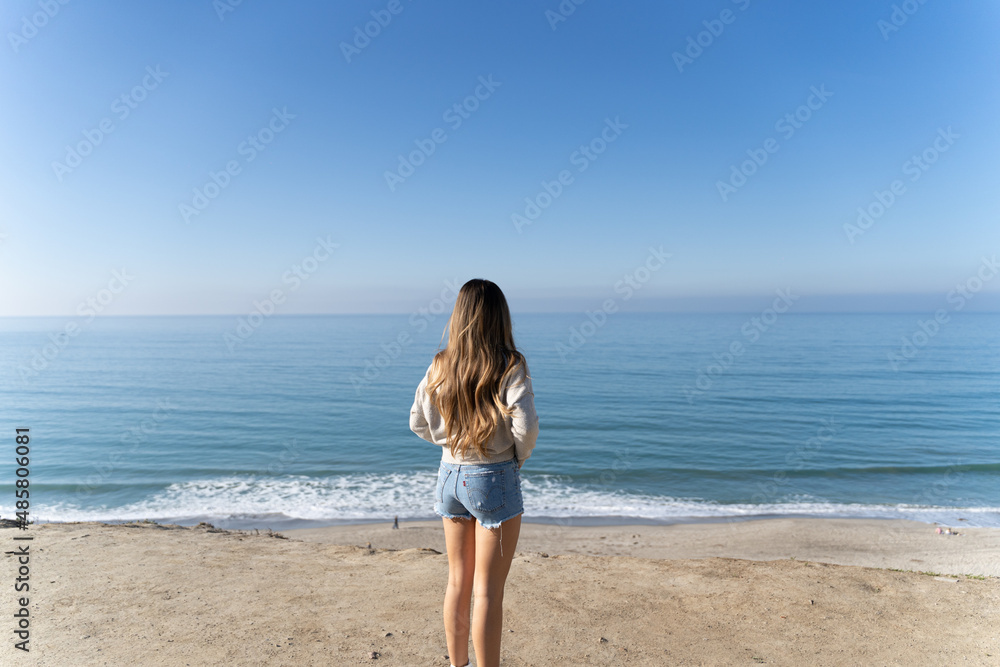 Aussicht von der Klippe über dem Strand, Urlaub am Meer. Küste von Kalifornien, USa. San Clemente Beach Aussicht von der Klippe über dem Strand, Urlaub am Meer. Küste von Kalifornien, USa. San Clemente Beach