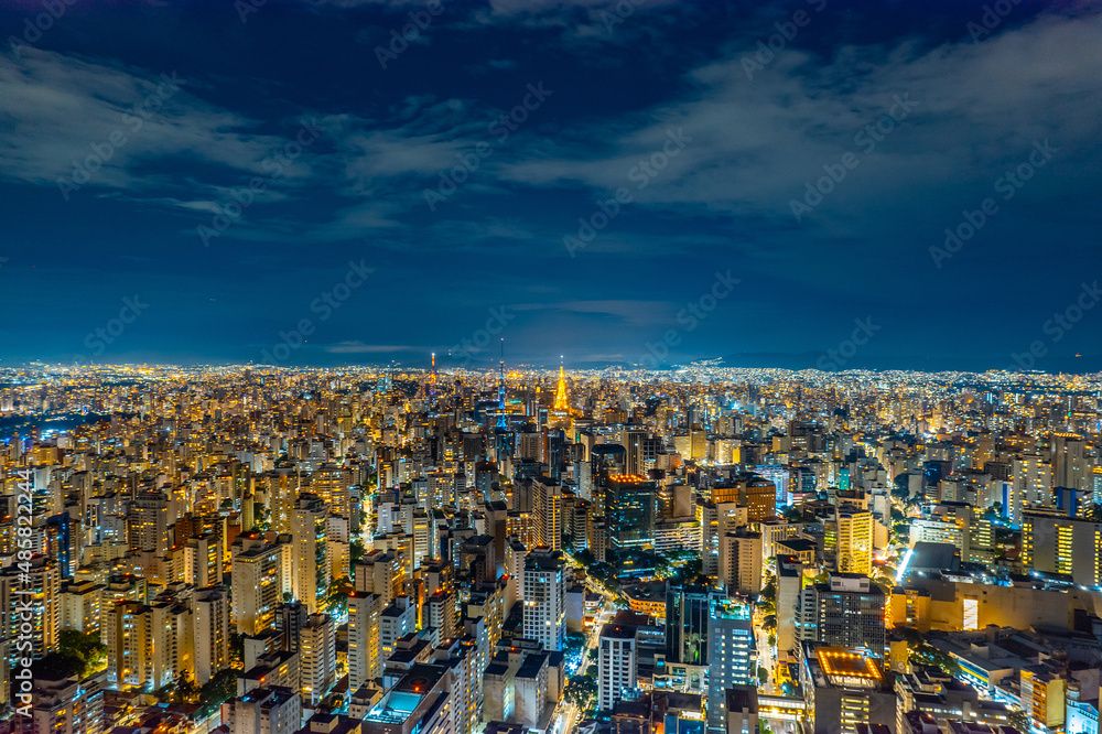 Obraz premium Evening Sau Paulo