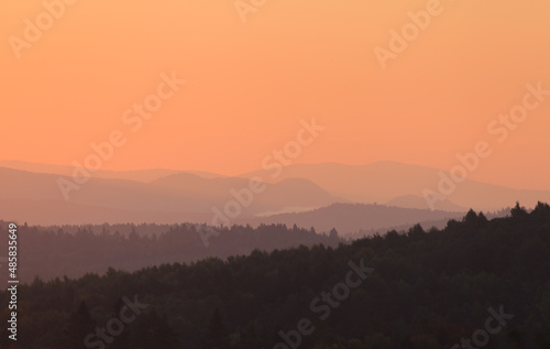 Fototapeta Naklejka Na Ścianę i Meble -  sunset in the mountains