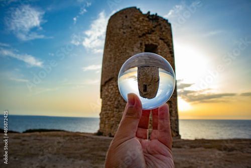Fotografía La Torre di Sa Mora è una torre di avvistamento che si trova a Capo Mannu, provi