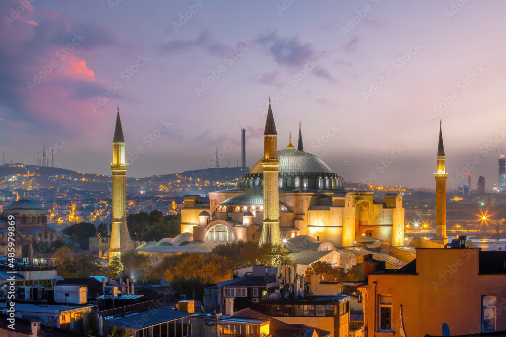 Fototapeta premium Beautiful view on Hagia Sophia in Istanbul, Turkey from top view
