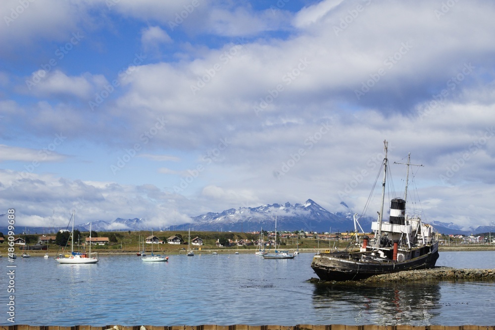 Fototapeta premium USHUAIA, NAVIO