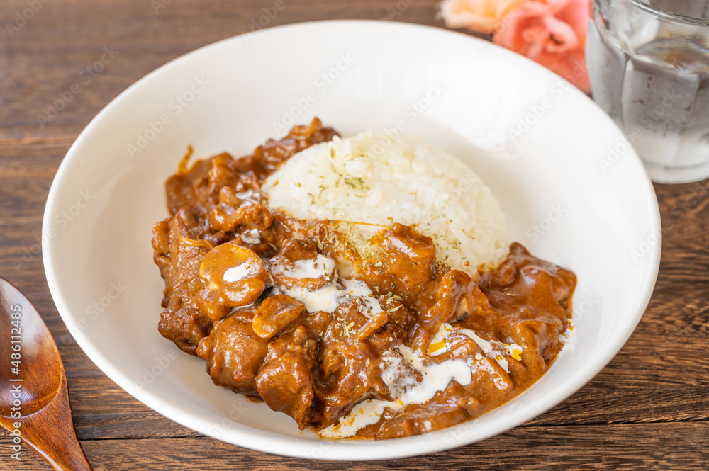 ビーフストロガノフ ビーフストロガノフ