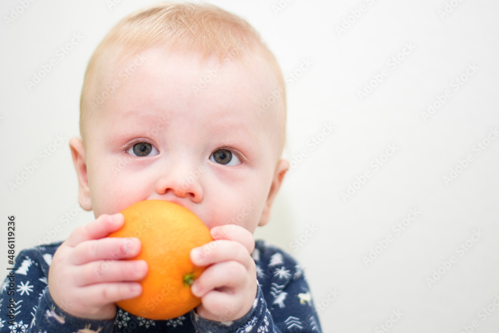 child drinking fruit child drinking fruit