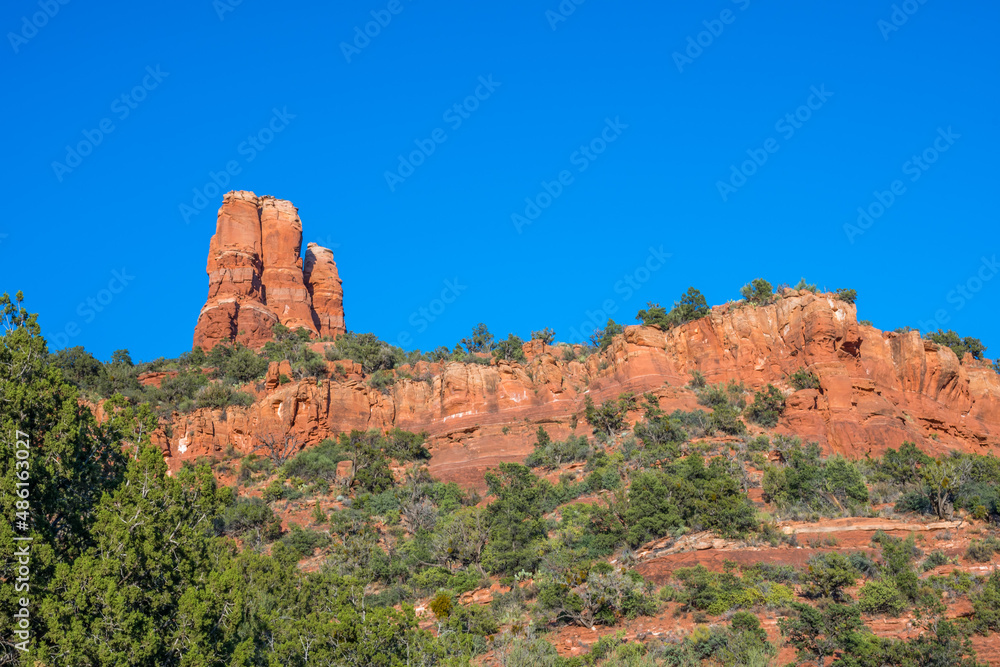 Fototapeta premium Red-Rock Buttes landscape in Sedona, Arizona