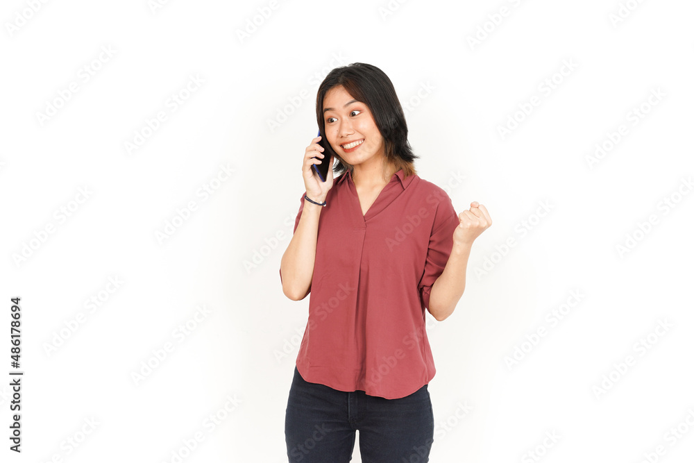 Make a Phone Call Using smartphone with Smile Face Of Beautiful Asian Woman Isolated On White Background Make a Phone Call Using smartphone with Smile Face Of Beautiful Asian Woman Isolated On White Background