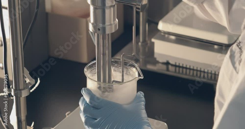 Located in Seoul, South Korea
Oct 11. 2019
Cosmetics Bio Lab
Researchers mixed reagents in Beaker in the lab.
