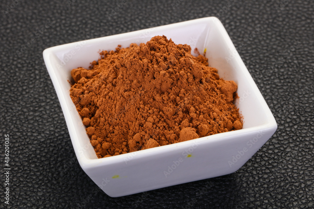 Cocoa powder in the bowl