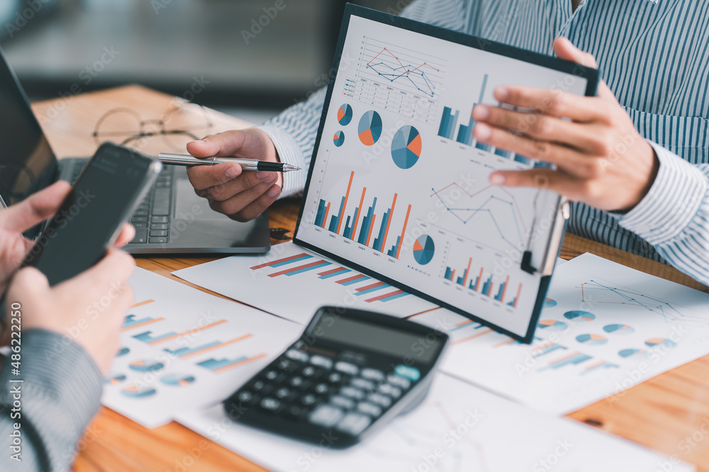 Ταπετσαρία Finance manager meeting discussing company growth project success financial statistics, professional investor working start up project for strategy plan with document