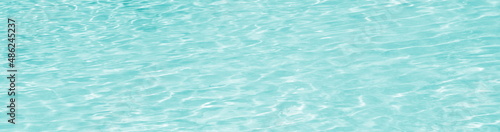 Wallpaper Mural Pool, Schwimmbad, Hintergrund und Textur blaues und grünes Wasser mit Wellen im Sonnenlicht, Wassertextur	 Torontodigital.ca