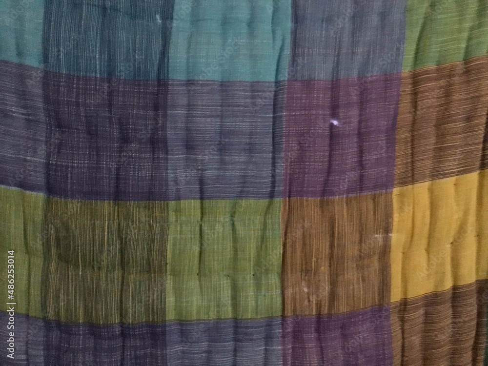 The colorful curtains look amazing 2 The colorful curtains look amazing 2