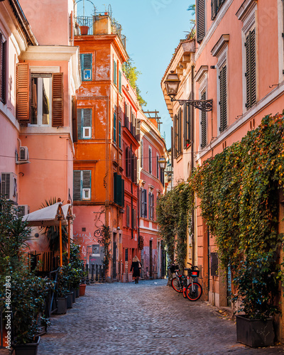 Fototapeta Naklejka Na Ścianę i Meble -  A beautiful side street in the Trastevere area of Rome, Italy