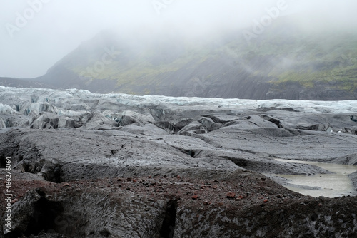 Gletscher Svinafellsjökull bei Skaftafell im Vatnajökull-nationalpark
