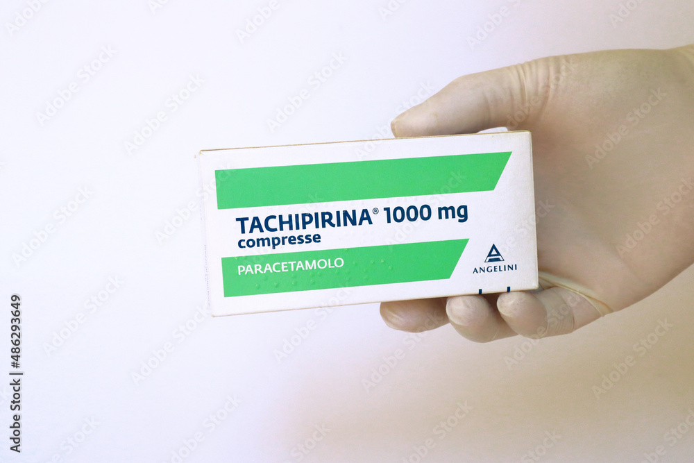 Italy – february 10, 2022: box of TACHIPIRINA 1000 mg tablets. Tachipirina  contains paracetamol, medication used to treat fever and pain. Manufactured  by Angelini Pharma, Italy Stock Photo | Adobe Stock