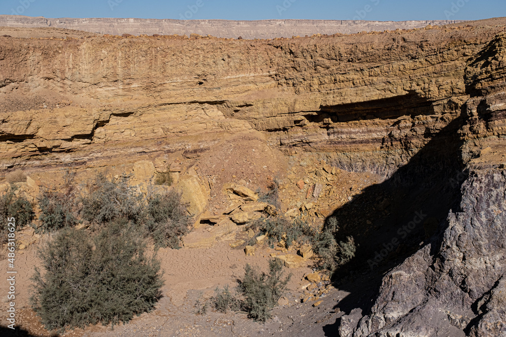 Φωτογραφία View of an old, restored former Quarry in the heart of the Ramon Crater, located