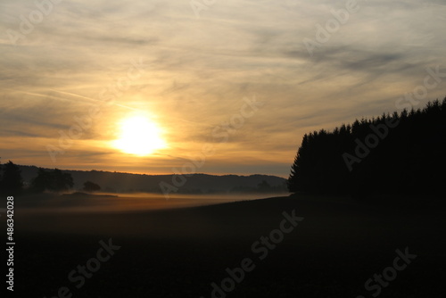 Sonnenaufgang auf der Schwäbischen Alb