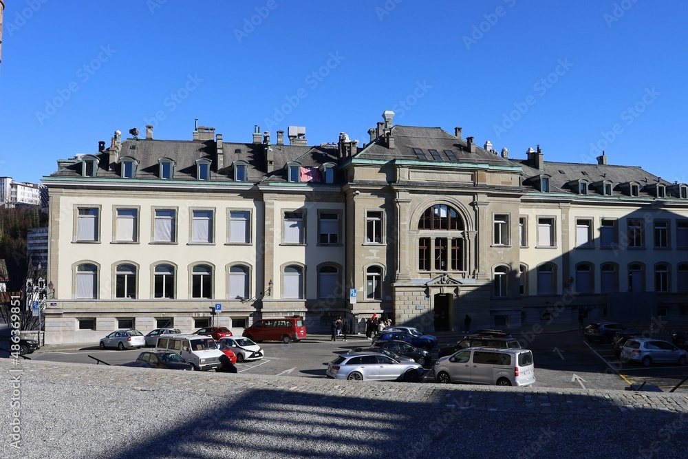 L'école supérieure de santé dénommée ESS, vue de l'extérieur, ville de Lausanne, canton de Vaud, Suisse