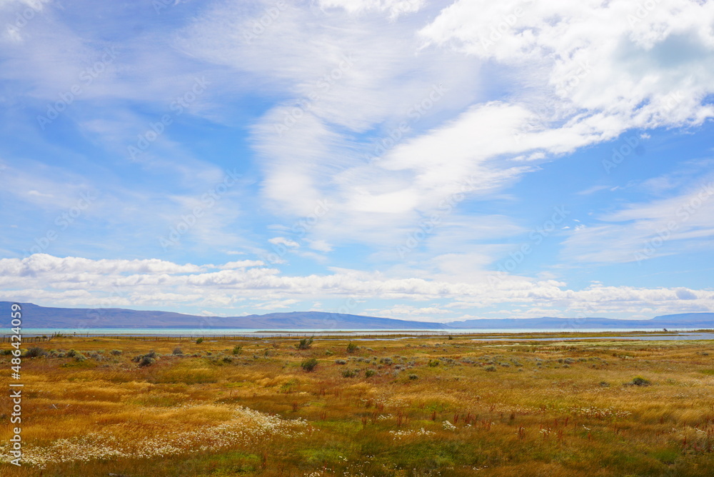南米チリ旅行で見た青空と山の風景