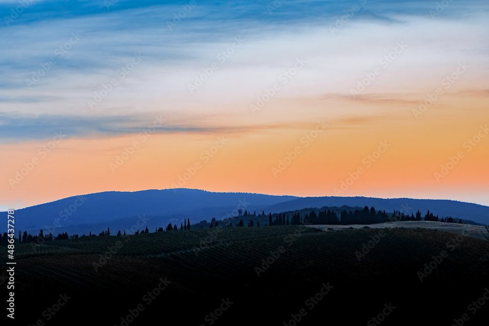 Fototapeta premium sunset over the mountains
