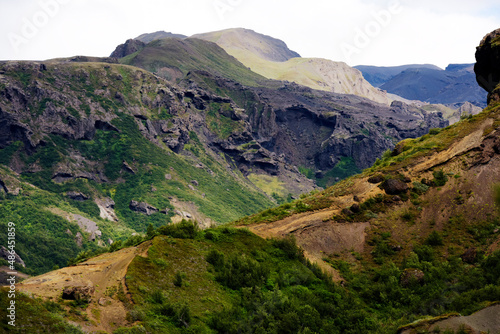 Tal Thorsmörk im Süden Island - durch das Schmelzwasser der Gletscher Tindfjallajökull und Eyjafjallajökull geformtes Tal in der Gemeinde Rangárþing eystra in Island photo