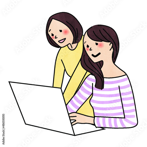 パソコンを見ている女性
