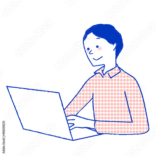 パソコンを見ている男性