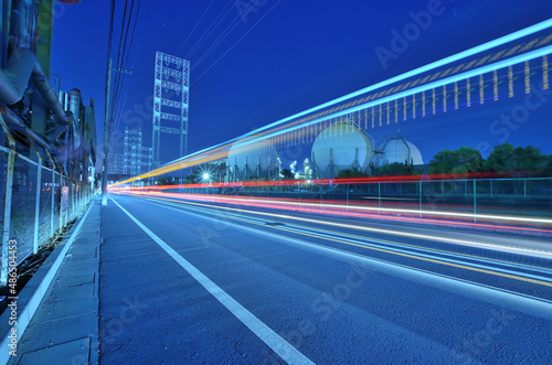 京浜工業地帯川崎市浮島町の夜景と光跡