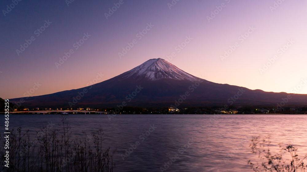 Naklejka premium Views of the majestic Mount Fuji in japan