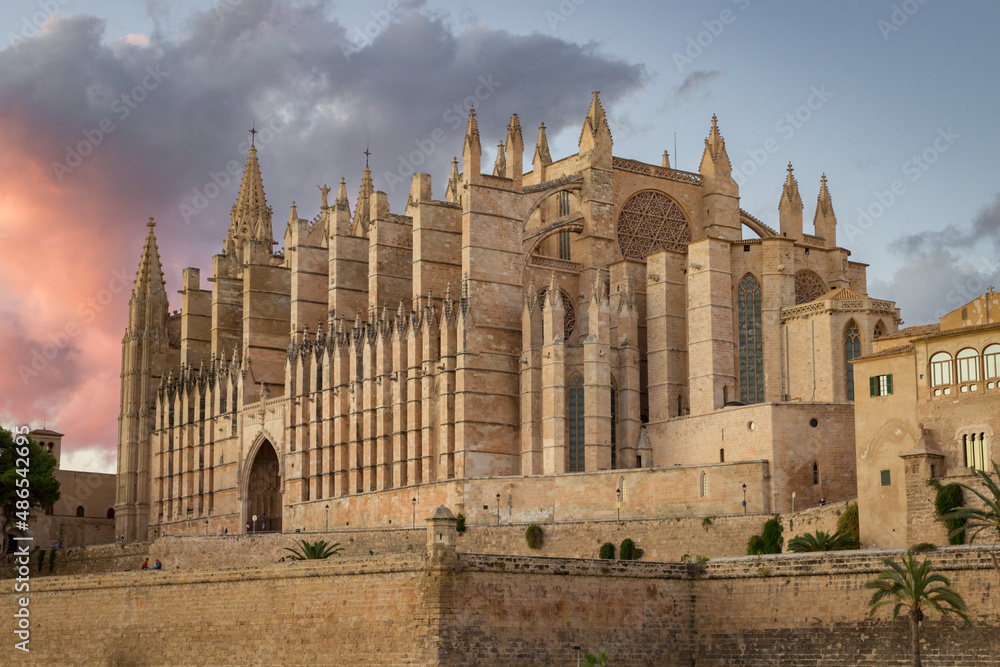 Sunset with the view of the cathedral of Mallorca (Spain) Sunset with the view of the cathedral of Mallorca (Spain)
