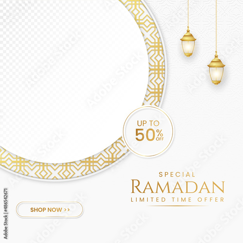 Ramadan kareem sale social media post islamic ornament and lantern Premium Vector	