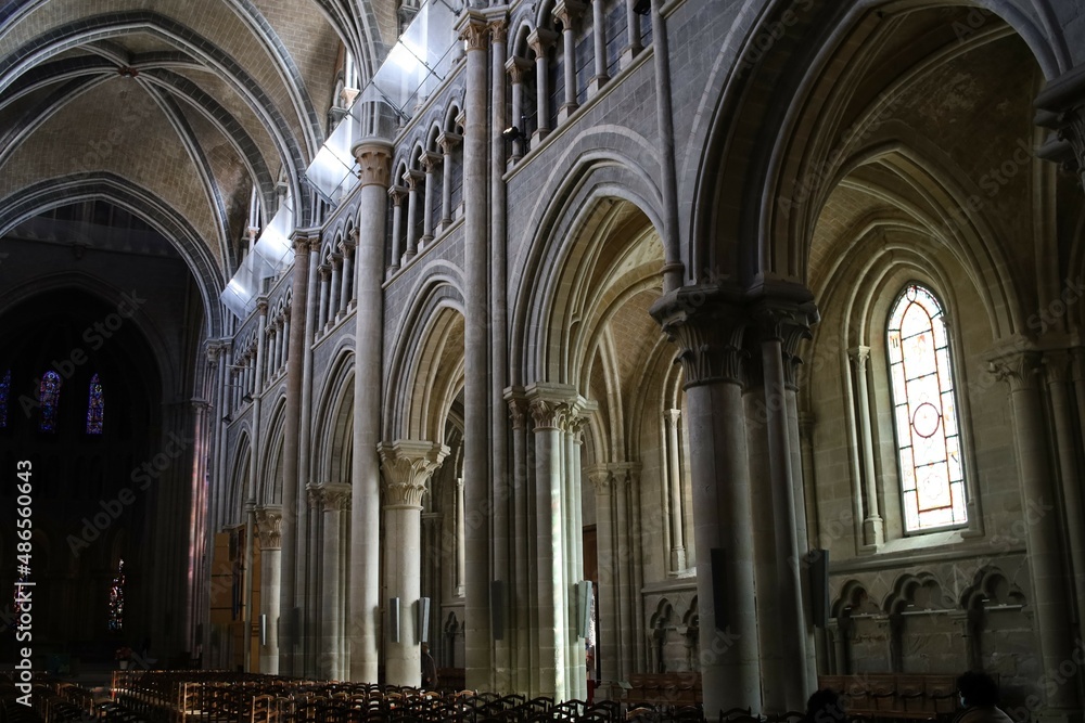 La cathédrale protestante Notre Dame de Lausanne, construite au 13eme siècle, intérieur de la cathédrale, ville de Lausanne, canton de Vaud, Suisse