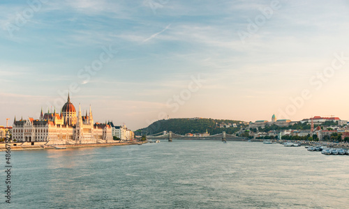 View of Budapest and the Danube on an autumn afternoon. © Krisztian