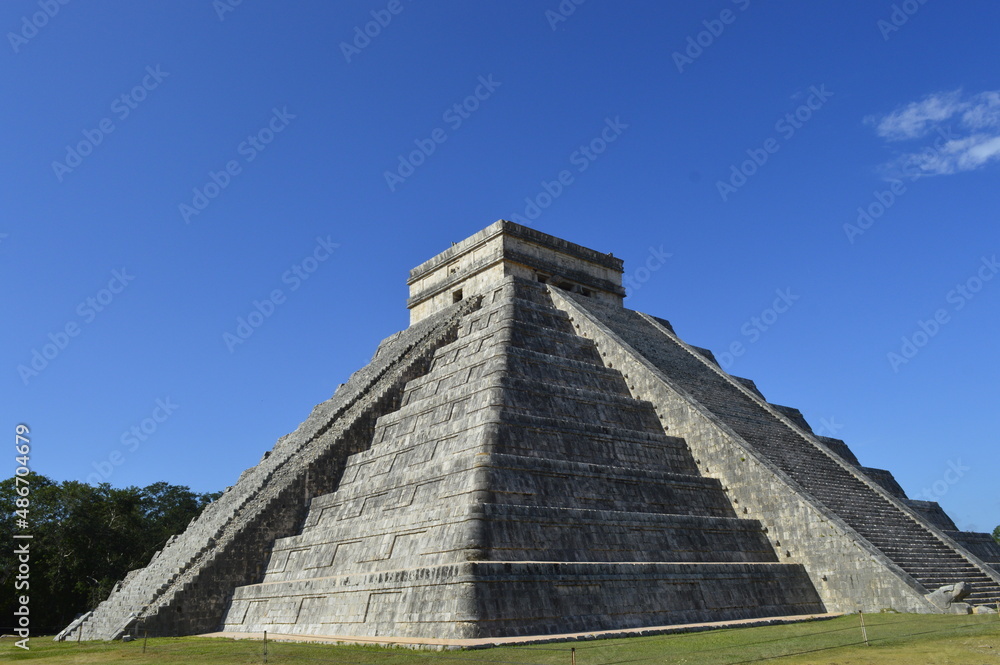 Chichen itza entre as 7 maravilhas do mundo Chichen itza entre as 7 maravilhas do mundo