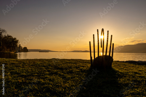 sutz lattrigen am bielersee seeufer idyllischer sonnenuntergang in der schweiz photo