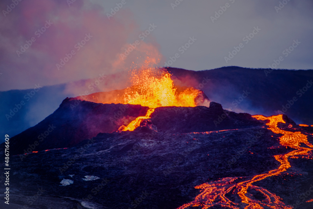2021 08 19 Fagradalsfjall volcano and lava 14