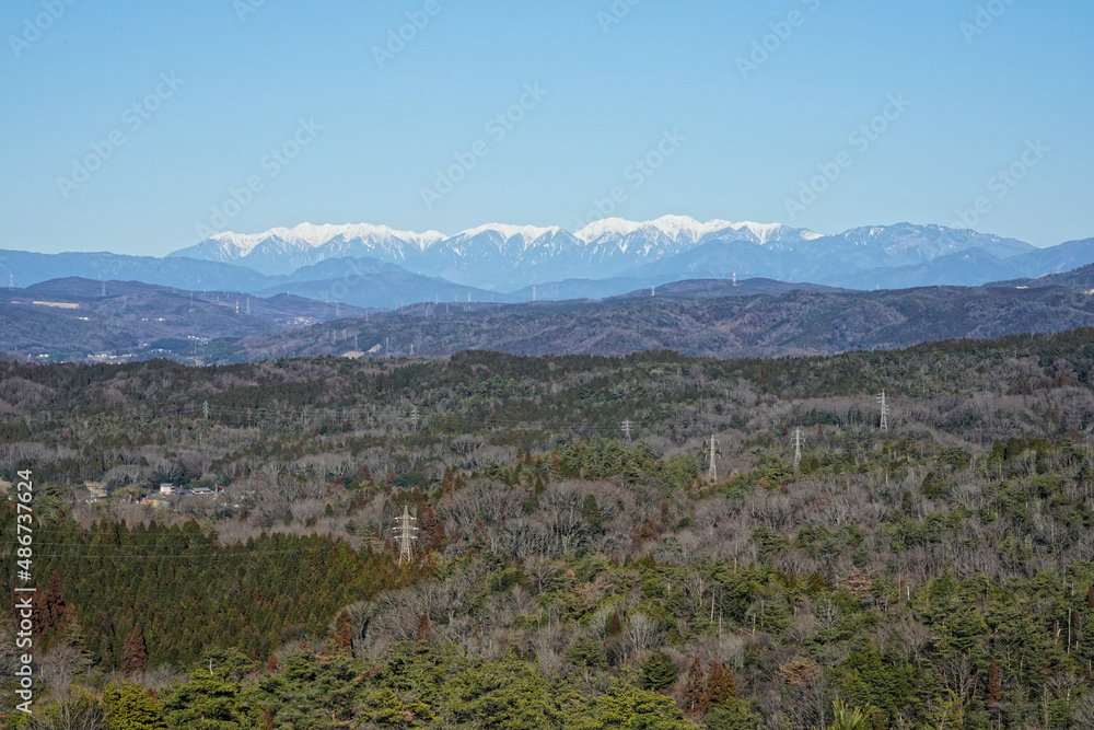 陶史の森展望台から眺める中央アルプス
