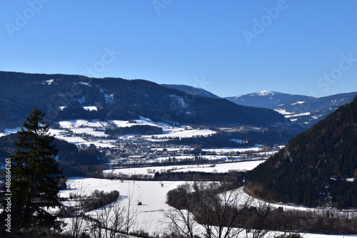 Blick auf Scheifling im Murtal, Stolzalpe im Hintergrund, Steiermark, Blick vom Weißeck