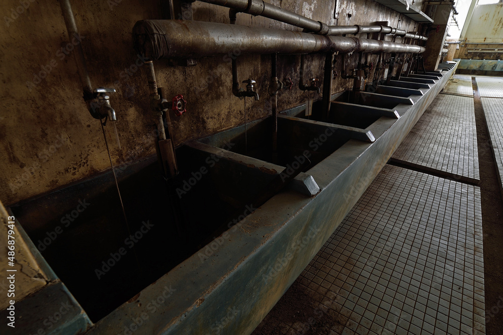 Obraz premium 炭鉱施設の廃墟「大浴場跡」