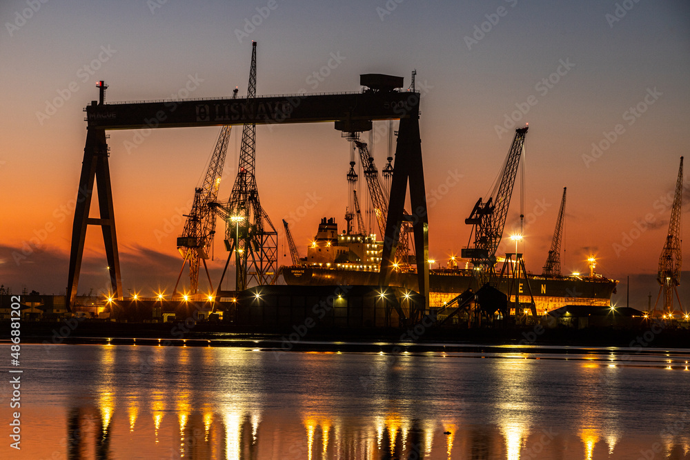 port facility Lisnave Estaleiros