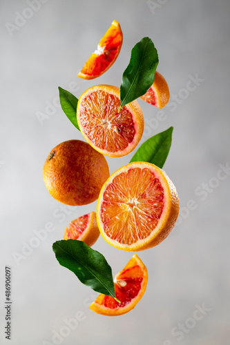 Konstfotografi Bloody orange levitation
