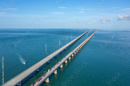 Florida Keys' Sven mile bridge