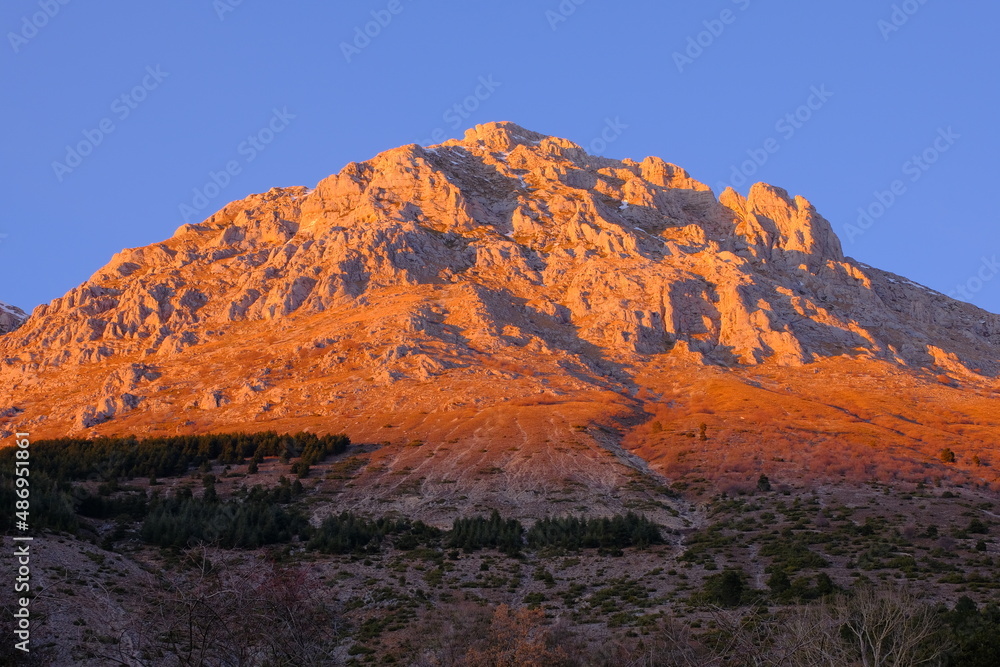 Fototapeta premium Monte Cafornia at Sunset, Sirente Velino Natural Regional Park, Abruzzo, Italy