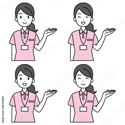 笑顔で案内するポロシャツの女性（左手・シンプル）