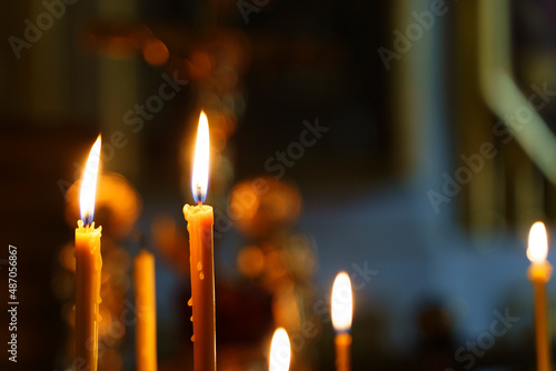 Fototapete Candles in a Christian Orthodox church background
