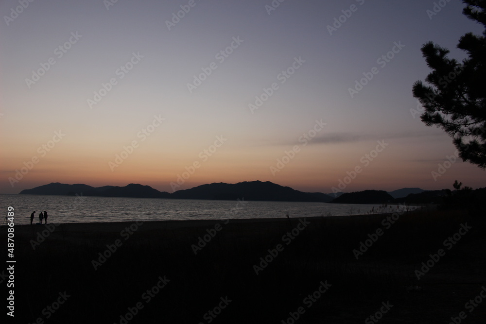 SDGs地球号!瀬戸内海の景色と色ずく空模様 SDGs地球号!瀬戸内海の景色と色ずく空模様