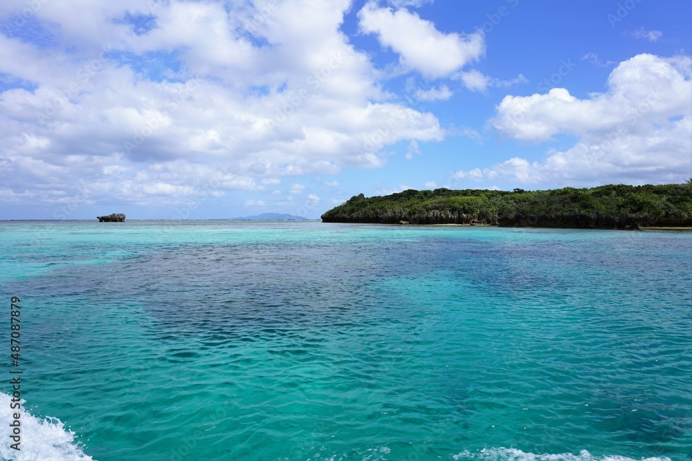 川平湾の入江